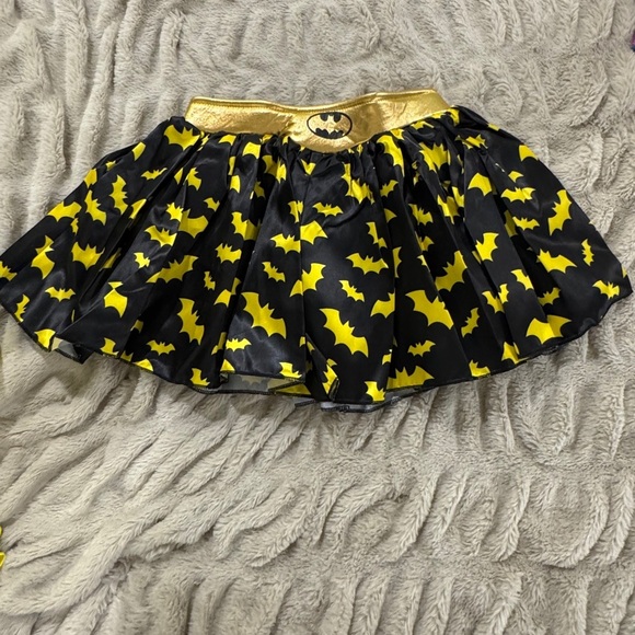 Batgirl 5-Piece Dress-Up Costume Set size 5-7 yrs - Picture 10 of 10